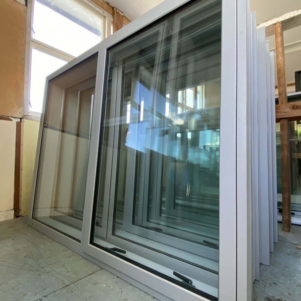 NEW Double Glazed Aluminium Window 1600 x 1200 Silver Pearl