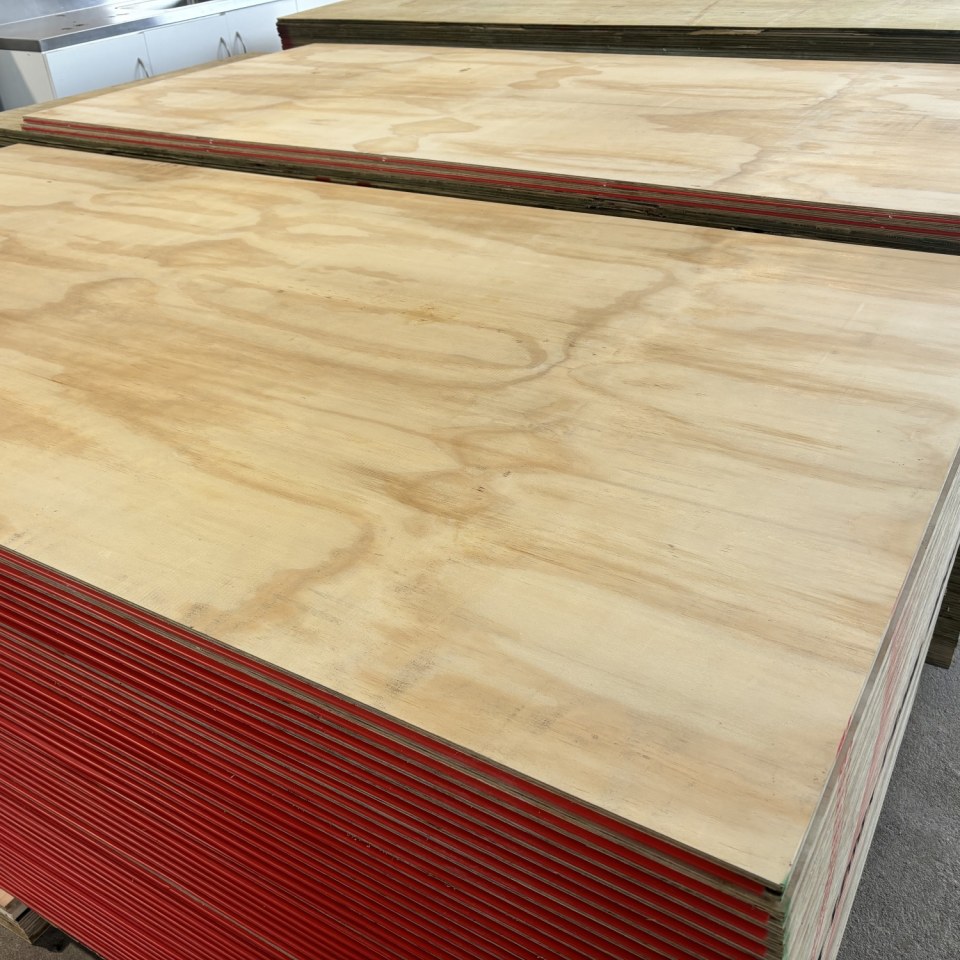 19mm H3.2 Treated F11 Structural CD MCA T&G Flooring Plywood 2400 x 1200