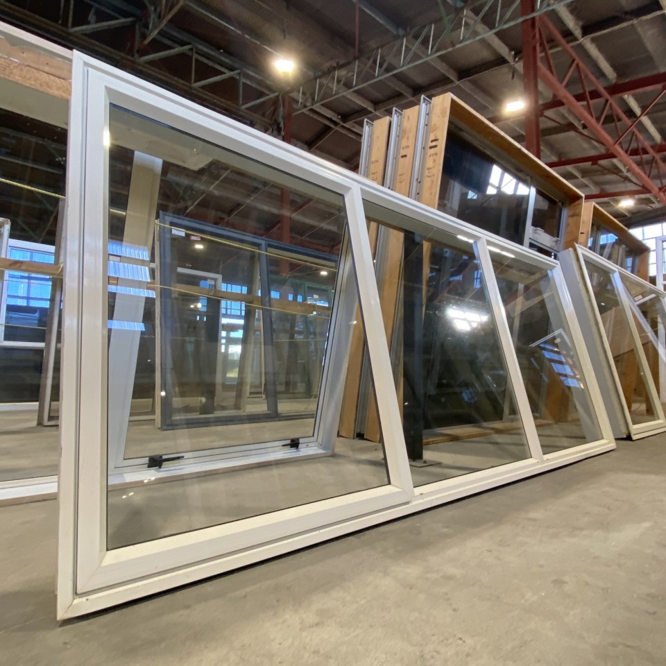 Recycled Aluminium Window 2400 x 1000 #3495