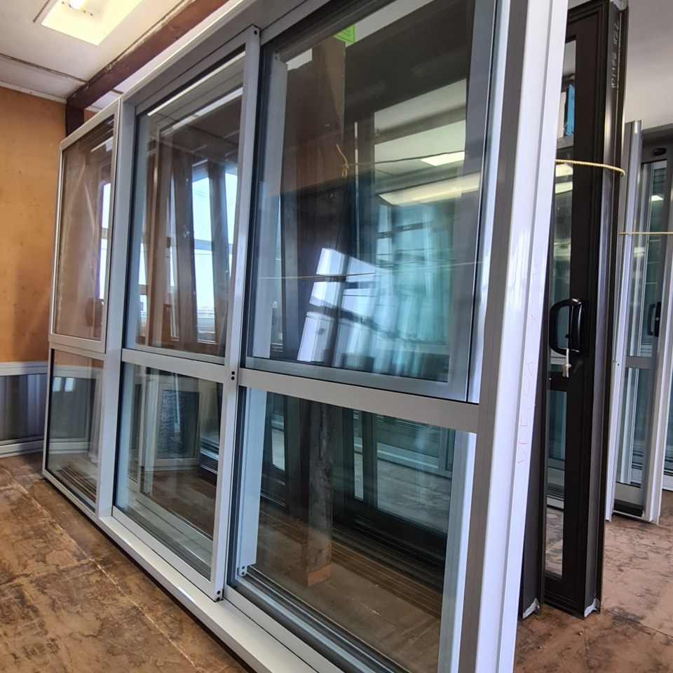 NEW DG Aluminium Stackerslider 3000 x 2000 Arctic White, Opening Window
