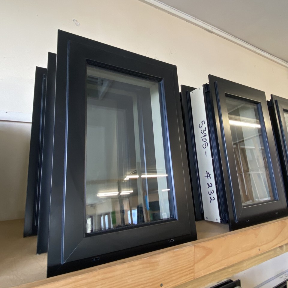 NEW Double Glazed Aluminium Window 400 x 600 Matte Black