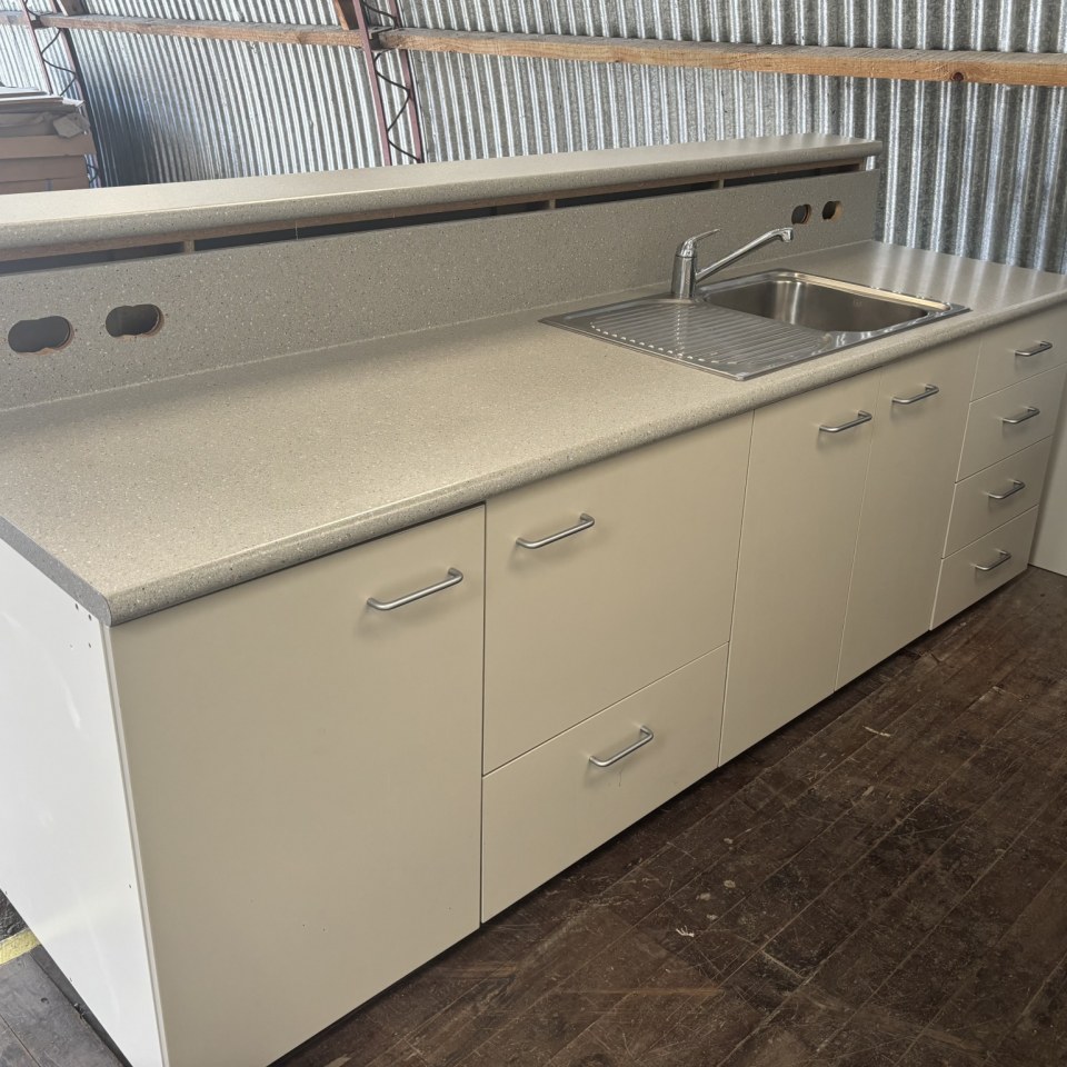 Recycled Complete Galley Kitchen #4084