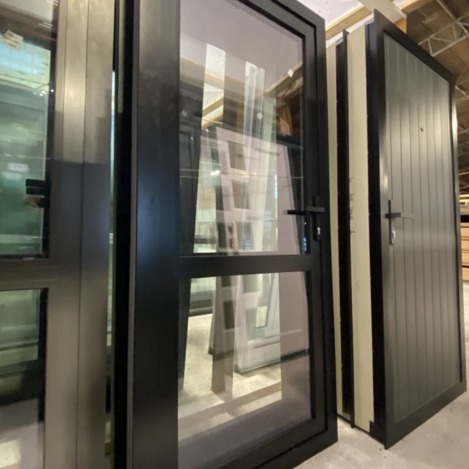 NEW LOW-E Double Glazed Aluminium, Single Door 880 x 2000 Open In, Matte Black